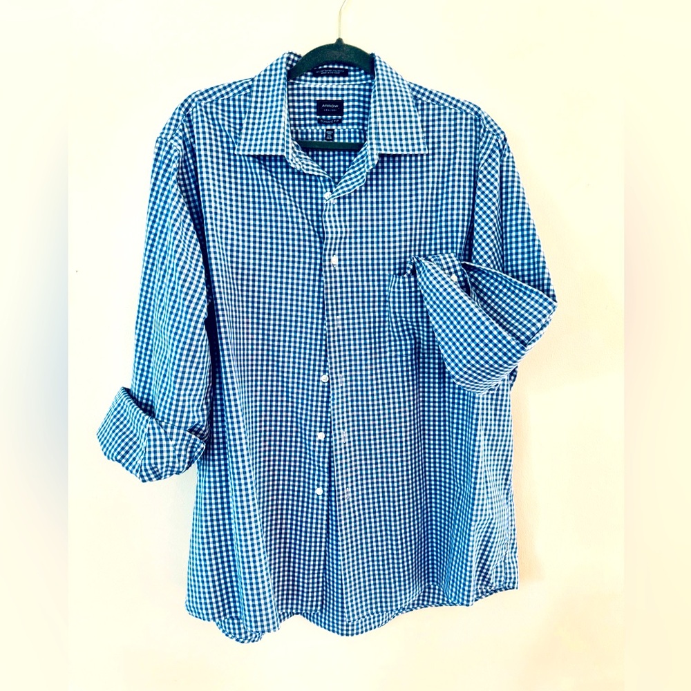 Arrow Blue and White Checked Button Down XL